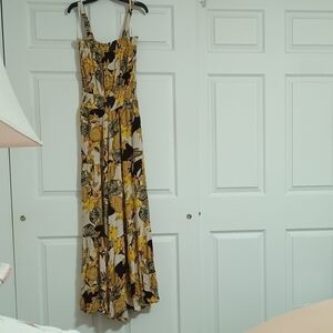 NWT Jessica Simpson Women's Floral Wide Leg Straps Jumpsuit. Size: Medium